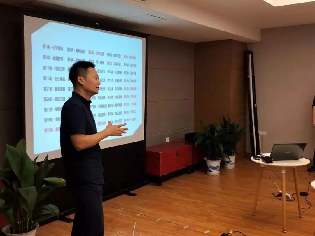 1568683808856958.jpeg 640.webp (3).jpg